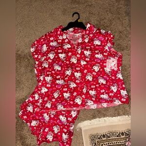 LG Hello Kitty Sleepwear Valentine’s Day Red Pajama Set size Large two piece ❤️